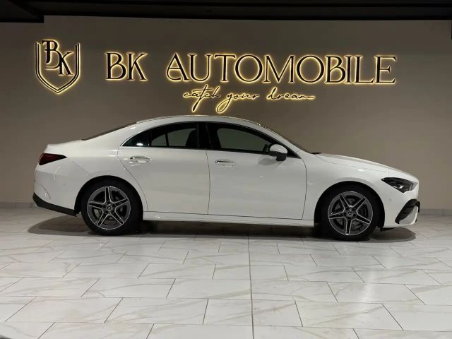 Mercedes-Benz CLA 220 AMG Line CLA 220 d Sedan