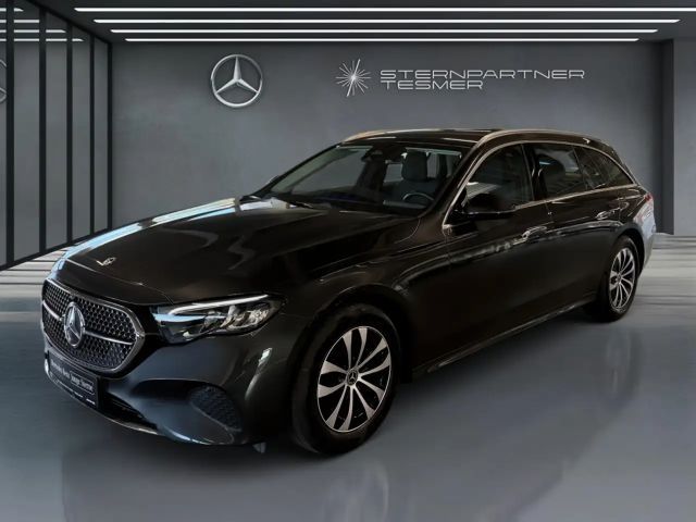 Mercedes-Benz E 220 AVANTGARDE E 220 d Estate