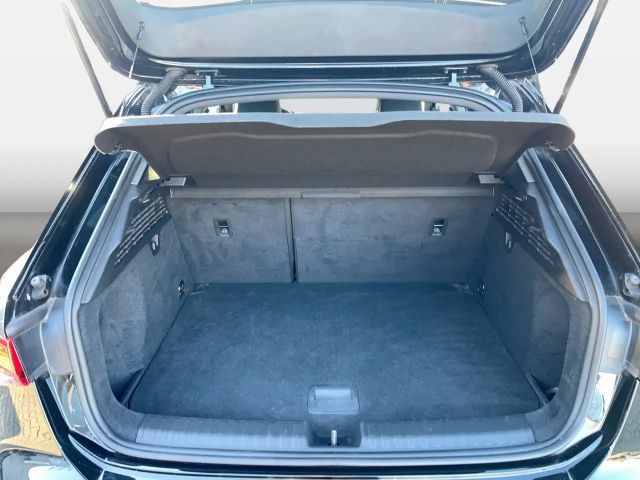 Audi A3 30 TFSI Sedan