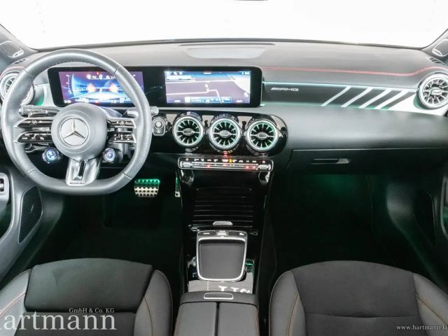 Mercedes-Benz CLA 350 4MATIC AMG Line