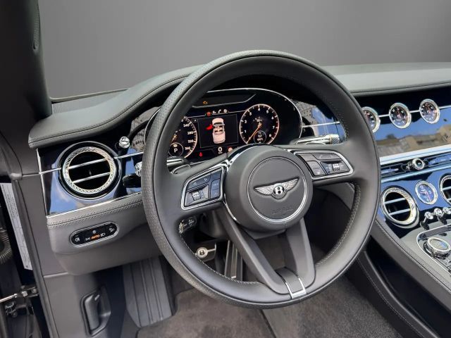 Bentley Continental GTC V8