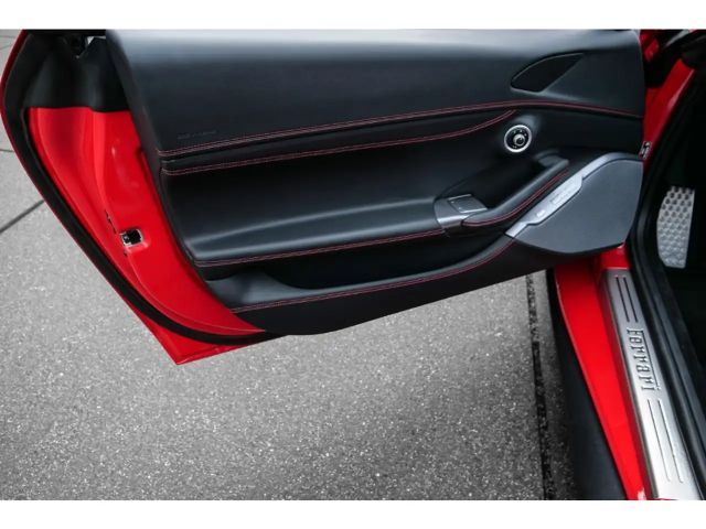 Ferrari Portofino M *Carbon+LED*MagneRide*Ferrari-Approved*