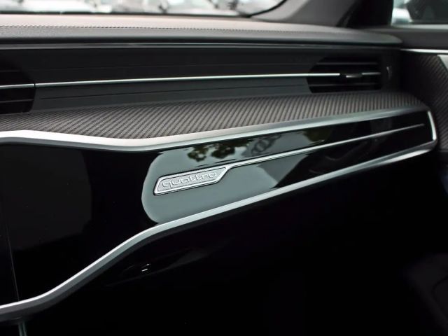 Audi RS6 Avant Performance Quattro