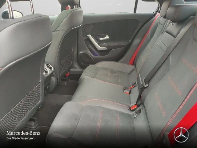 Mercedes-Benz A 35 AMG 4MATIC AMG Line