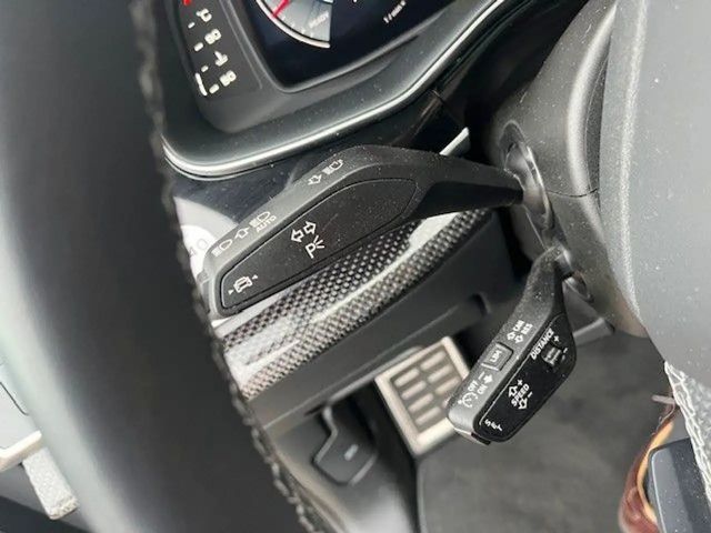 Audi SQ8 4.0 TFSI Competition Quattro