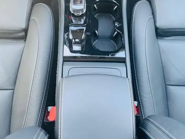 Volvo XC40 Dark Plus