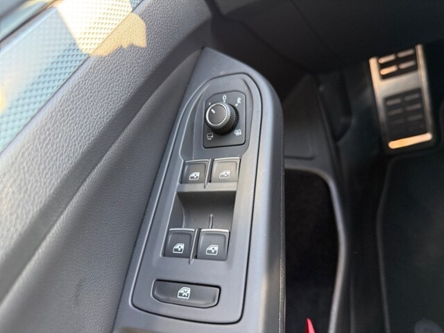 Volkswagen Golf 1.5 TSI Golf VIII