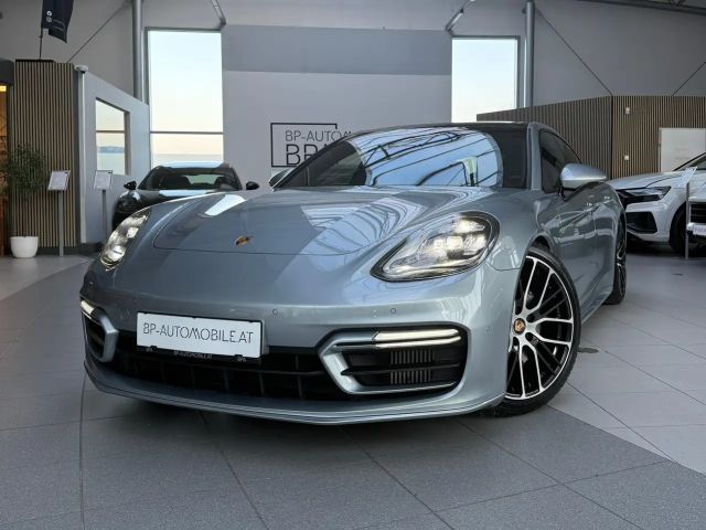 Porsche Panamera 4 E-Hybrid