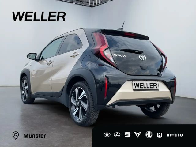 Toyota Aygo X Bi-Tone Hatchback