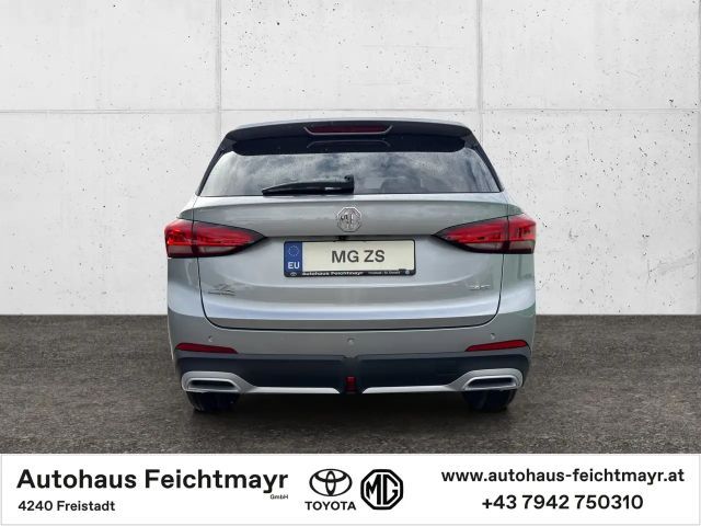 MG ZS Benzin+ Deluxe FWD 5tg.