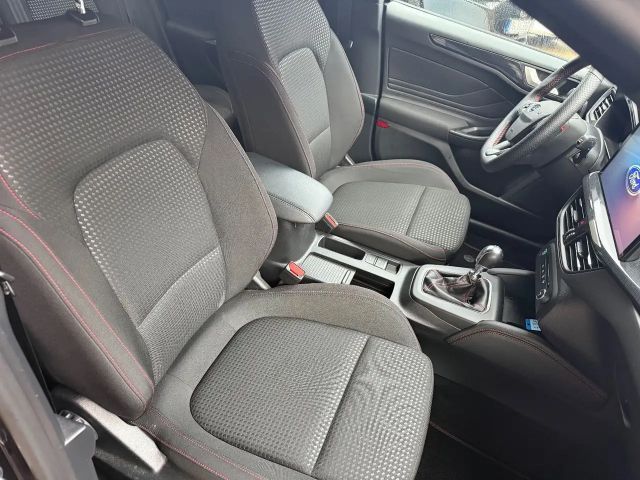 Ford Focus ST Line Wagon