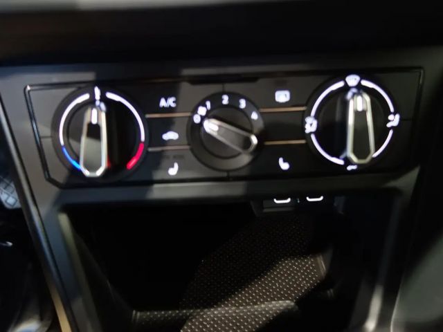 Volkswagen Polo 4Me TSI