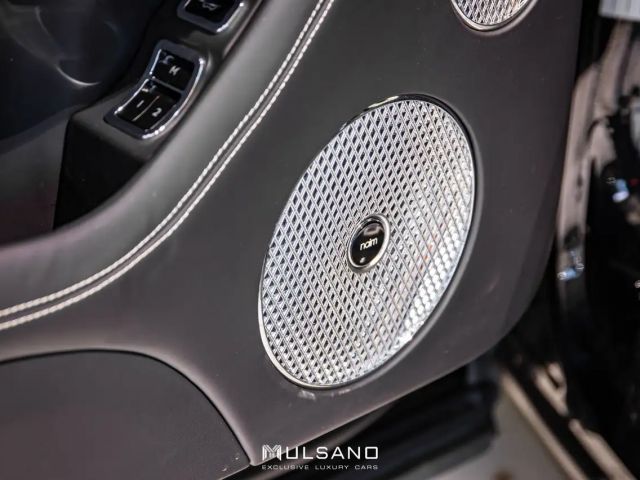 Bentley Bentayga EWB Azure First Edition BLACKLINE MULLI