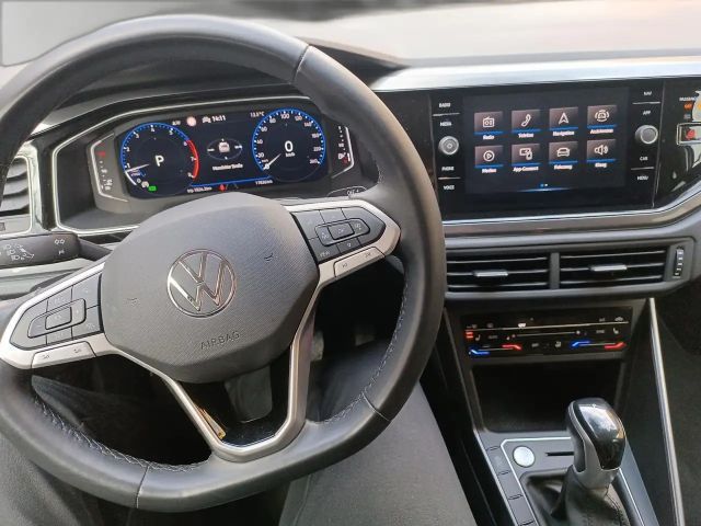 Volkswagen Taigo 1.5 TSI DSG Style