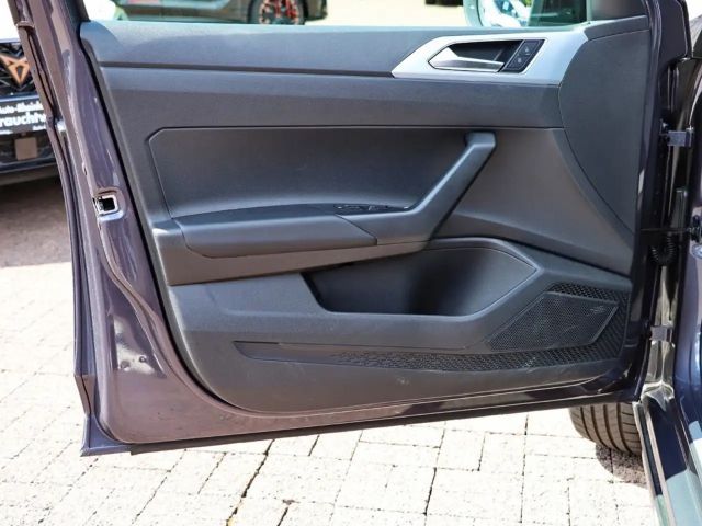 Volkswagen Taigo 1.0 TSI DSG