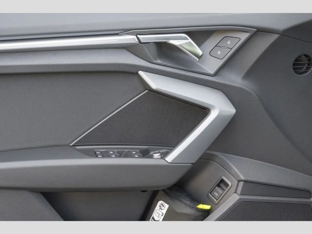 Audi A3 30 TFSI S-Line Sedan Sportback