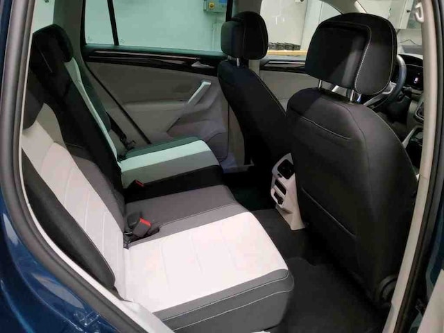 Volkswagen Tiguan AHK*STHZ*MATRIX*HARMAN*360°*DCC*KEYLESS