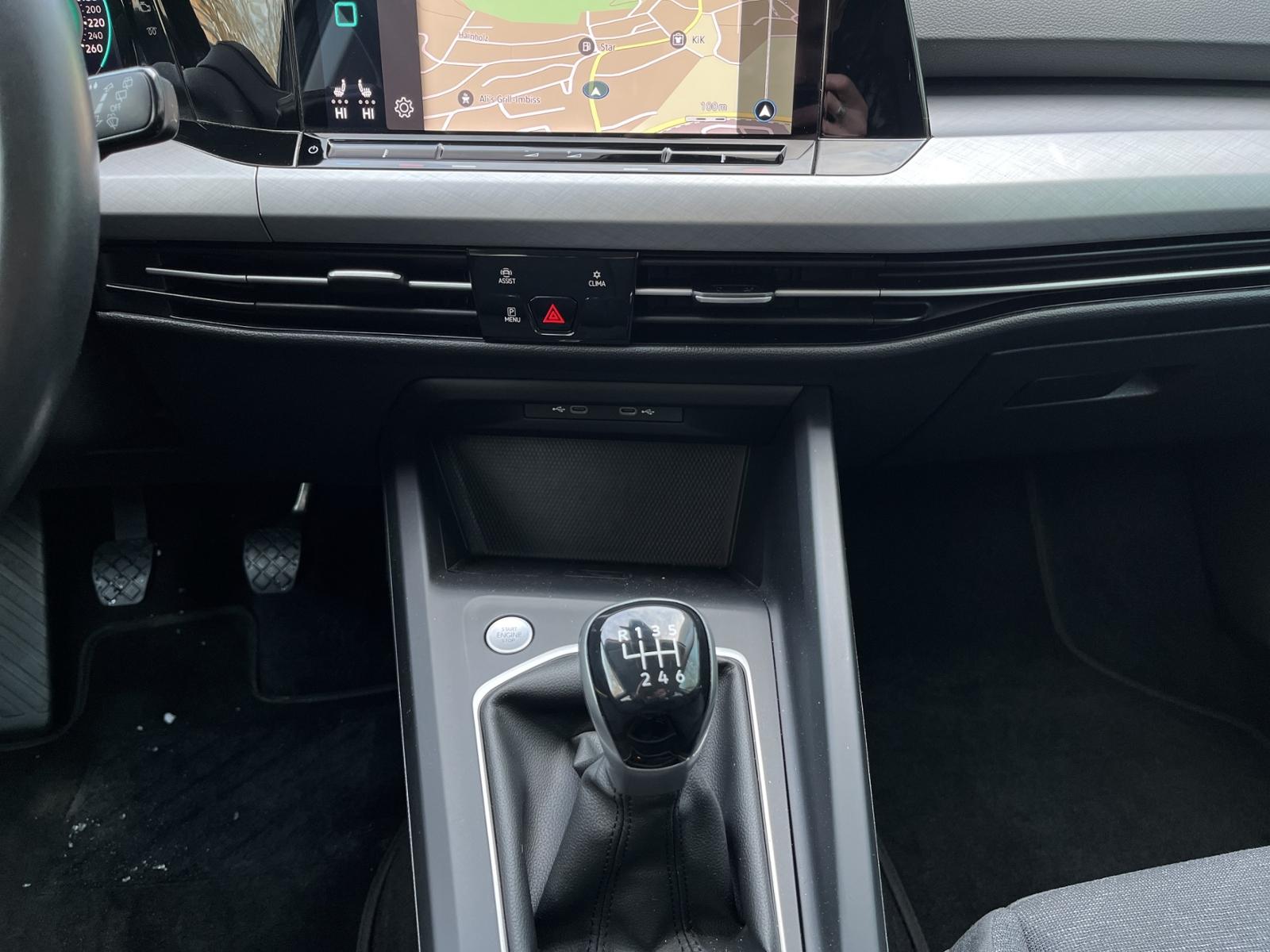 Volkswagen Golf 1.5 TSI Golf VIII Life