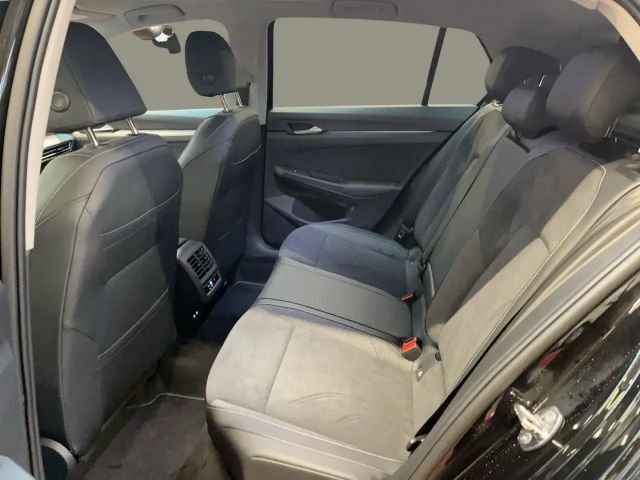 Volkswagen Golf DSG Life