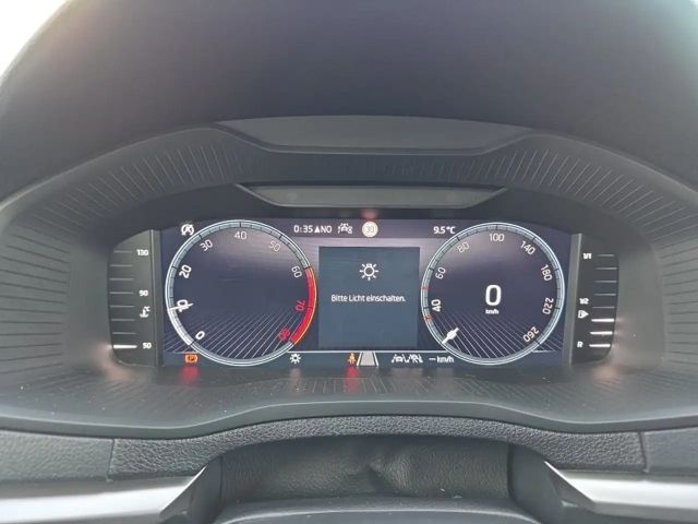 Skoda Karoq 1,0TSI 115PS Navi/LED/ACC/Kamera/Winterp.    **