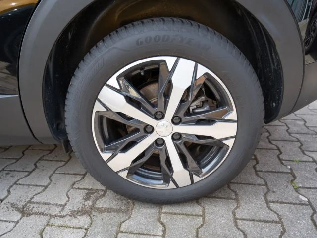 Peugeot 3008 EAT8 GT-Line PureTech