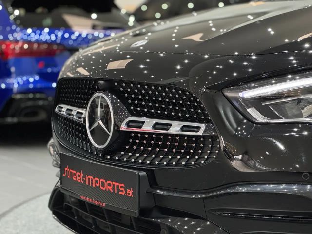 Mercedes-Benz GLA 200 AMG Line