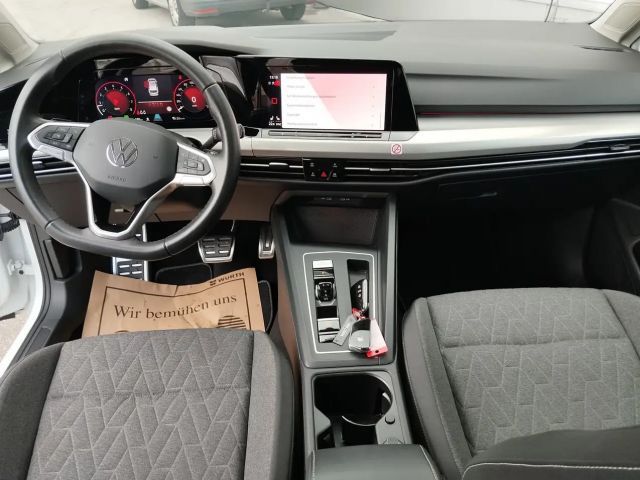 Volkswagen Golf DSG Life Variant