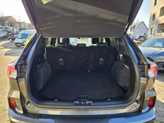 Ford Kuga Plug in Hybrid ST Line X