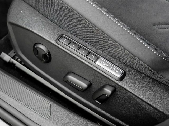 Volkswagen Golf 1.5 eTSI DSG Golf VIII