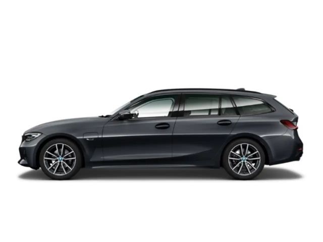 BMW 330 330e Touring xDrive