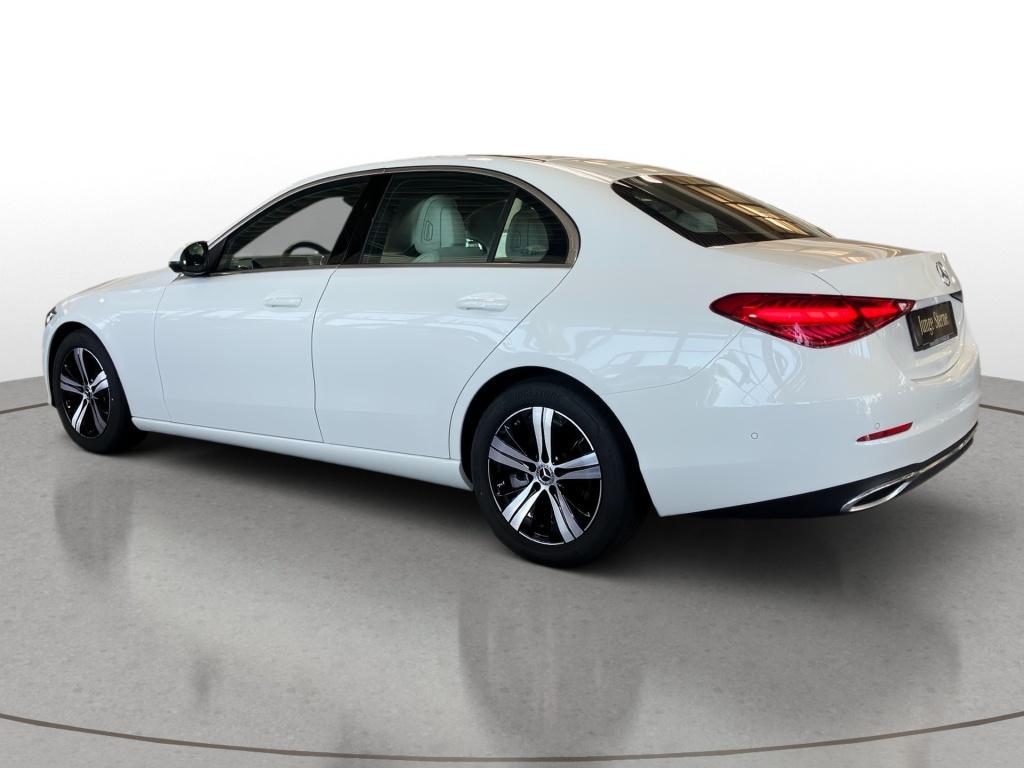 Mercedes-Benz C 200 4MATIC AVANTGARDE Sedan