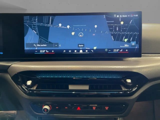 BMW 330 330e M-Sport Touring