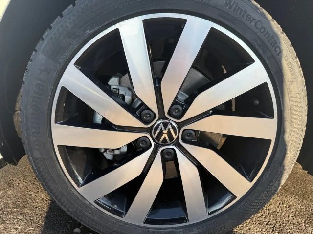 Volkswagen Touran DSG R-Line