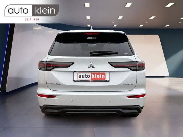 Mitsubishi Outlander Invite PHEV