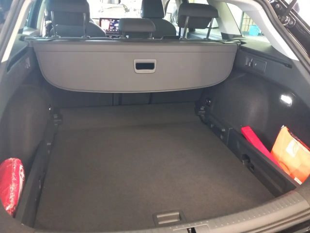 Seat Leon 1.5 eTSI DSG Sportstourer Style