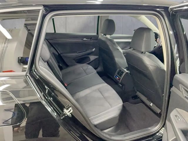 Volkswagen Golf Business Variant