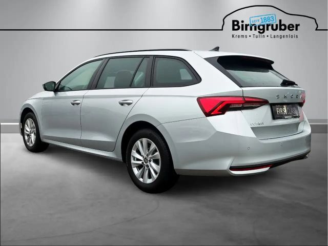 Skoda Octavia Essence TSI mHEV DSG