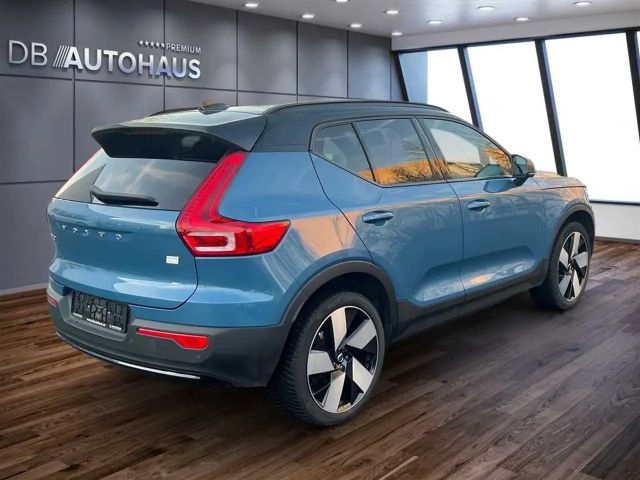 Volvo XC40 Core Recharge