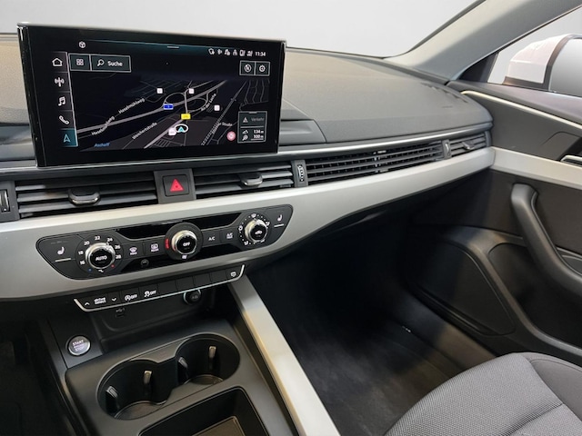 Audi A4 40 TFSI Avant S-Tronic