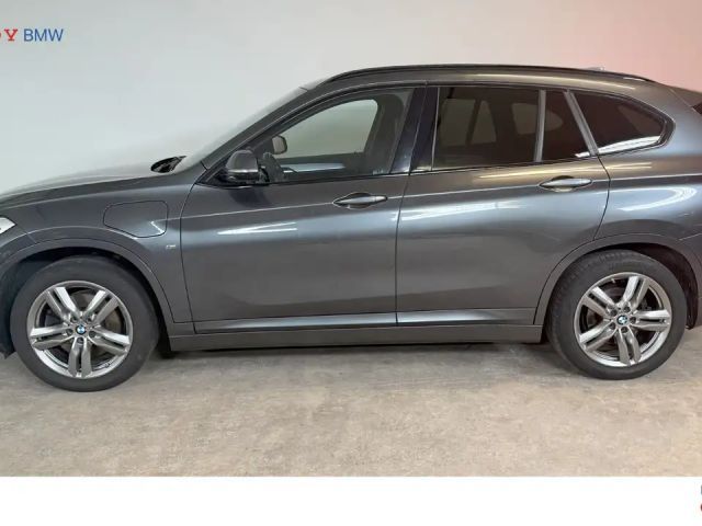 BMW X1 xDrive25e