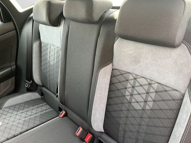 Volkswagen Taigo 1.0 TSI DSG R-Line