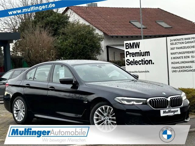 BMW 530 530e M-Sport Sedan