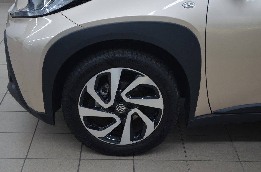 Toyota Aygo X 5-deurs Basis Team D