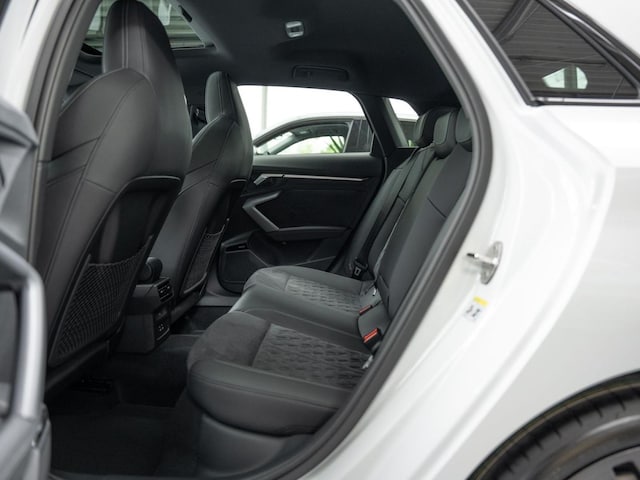 Audi A3 35 TFSI S-Line S-Tronic Sportback