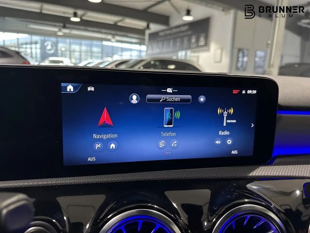 Mercedes-Benz A 250 4MATIC AMG Line