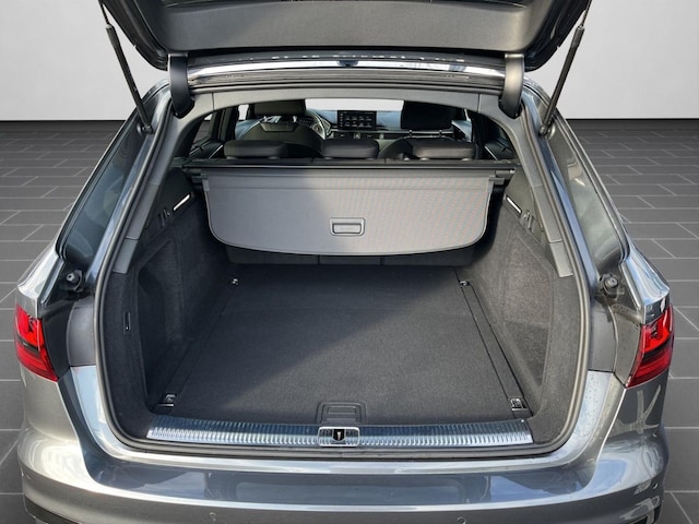 Audi A4 40 TFSI Avant Quattro S-Line S-Tronic