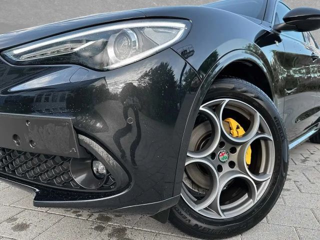 Alfa Romeo Stelvio Lusso Q4 TI