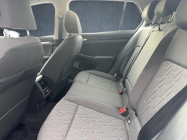 Volkswagen Golf 1.5 eTSI DSG