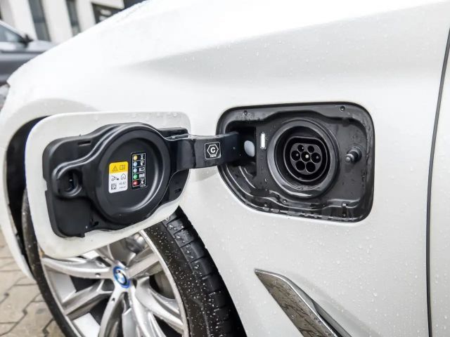 BMW 530 530e Touring