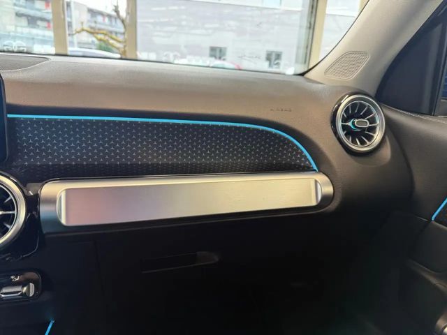 Mercedes-Benz EQB 300 4MATIC Progressive